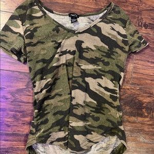 Womens green camo shirt